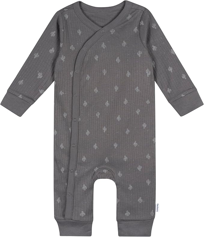 Gerber unisex-baby 9-piece Baby Gift Set - Image 2