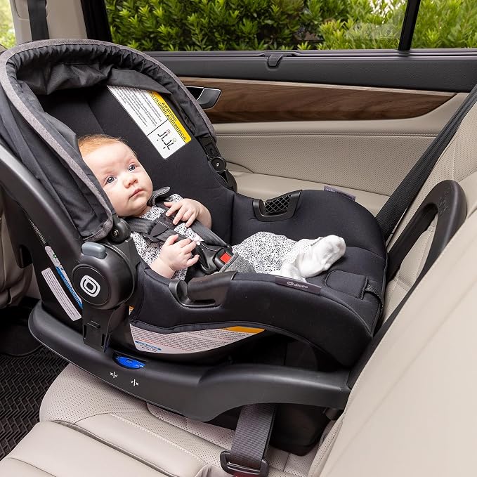 Diono LiteClik 30 R SafePlus Infant Car Seat and Base, Rear-Facing - Image 2