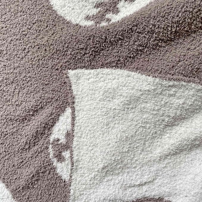 Cozy Baseball Pattern Blanket Perfect Lightweight Bedding - Image 5