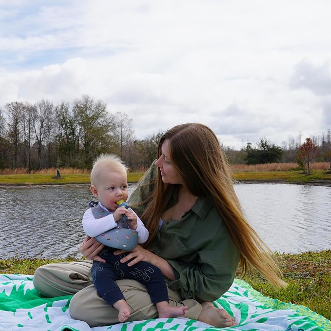 BPA-Free Silicone Baby Bibs - Image 5