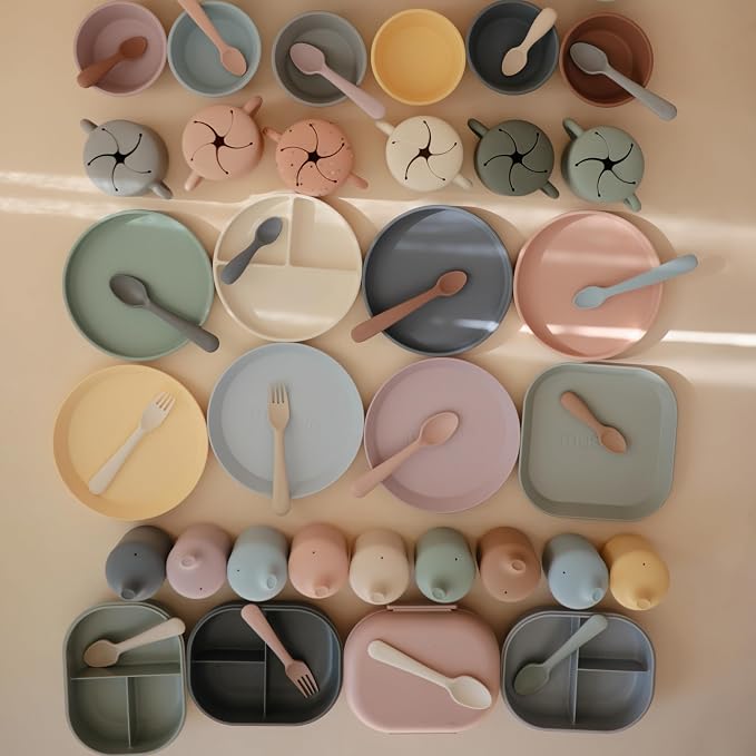 mushie Square Dinnerware Plates - Image 7