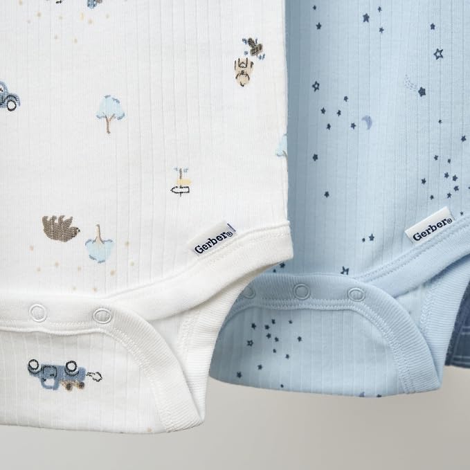 Gerber unisex-baby 9-piece Baby Gift Set - Image 4