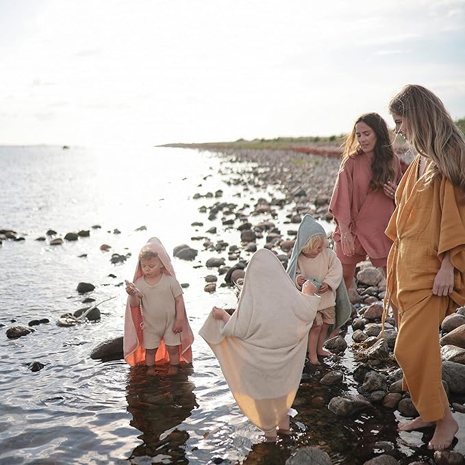 mushie Baby Hooded Towel | Organic Cotton - Image 3
