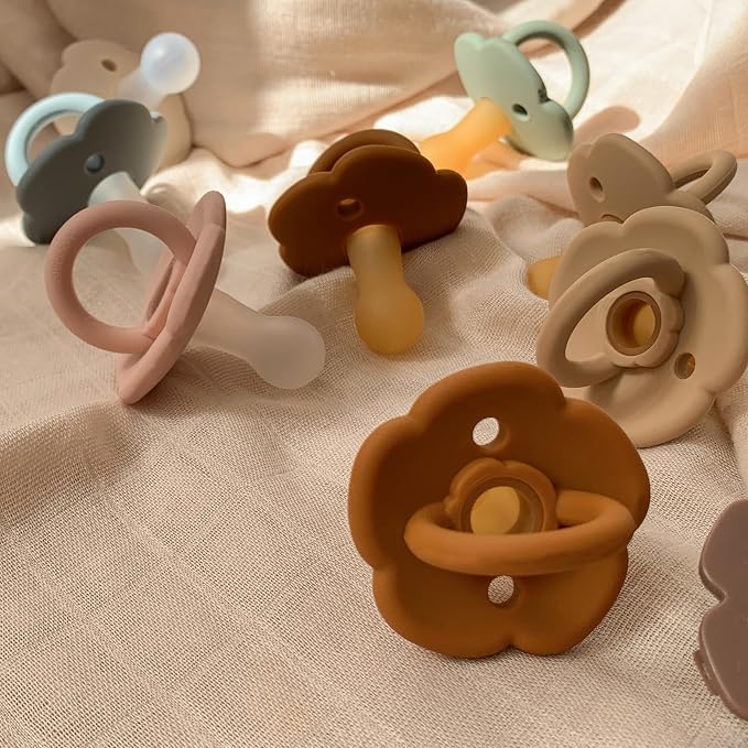 Moonkie Pacifiers Set of 2 | One-Piece Design Baby Pacifier - Image 6