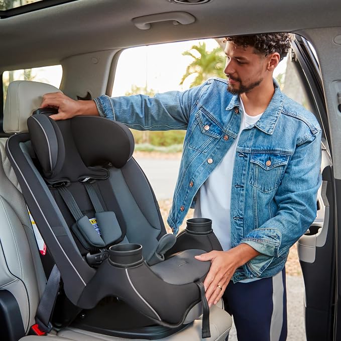 Safety 1st Grow and Go All-in-One Slim Convertible Car Seat, Rear Facing - Image 12