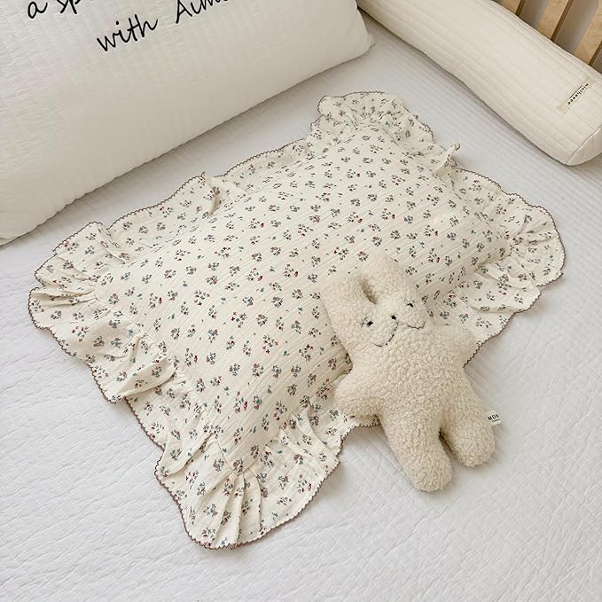 BuLuTu Cute Floral Print Pillowcases by BuLuTu