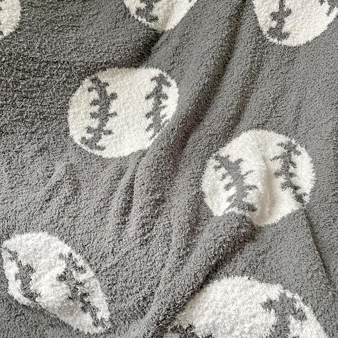 Cozy Baseball Pattern Blanket Perfect Lightweight Bedding - Image 3